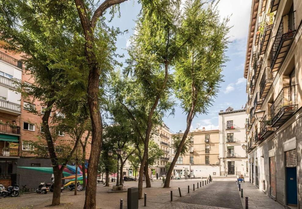 Estudio Lavapies Cerca De Anton Martin Madrid Exterior foto