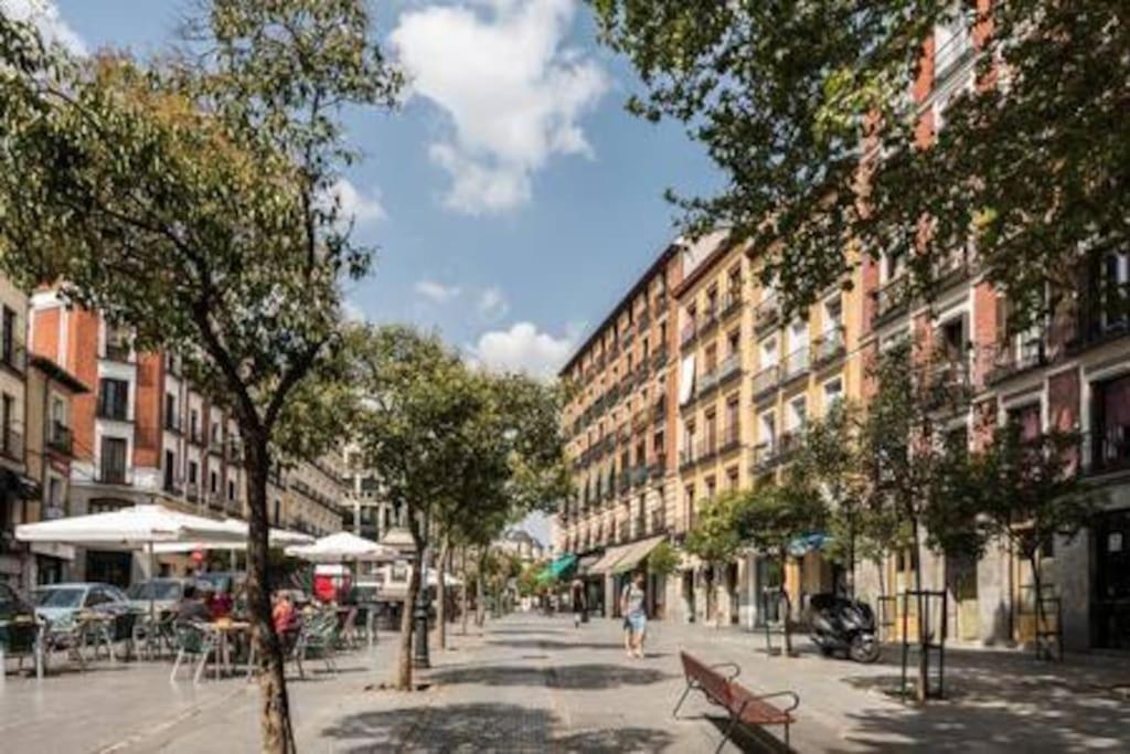 Estudio Lavapies Cerca De Anton Martin Madrid Exterior foto